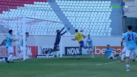 Πανσερραϊκός - Αστέρας Τρίπολης: Τρομερή διπλή ευκαιρία του Μάντζη