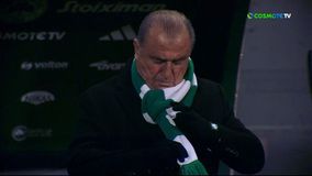 Ο Τερίμ με κασκόλ του Παναθηναϊκού στον πάγκο κόντρα στον Ολυμπιακό