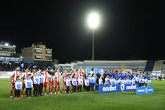 Με τέσσερα λεπτά καθυστέρηση ξεκίνησε το Ατρόμητος - Ολυμπιακός, ο λόγος