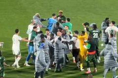 Ένταση και επεισόδια μετά τον αποκλεισμό της Αλγερίας από τη Νιγηρία