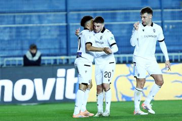 Ο Κωνσταντέλιας με το δεύτερο προσωπικό του τέρμα έκανε το 3-0 για τον ΠΑΟΚ