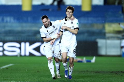 Πάρτι του ΠΑΟΚ στο Αγρίνιο με «μάγο» Κωνσταντέλια