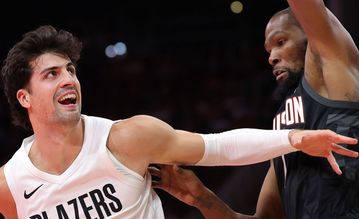 «Είναι ήδη αστέρι» – Ο Ντουράντ υποκλίνεται στον Ντένι Αβντίγια