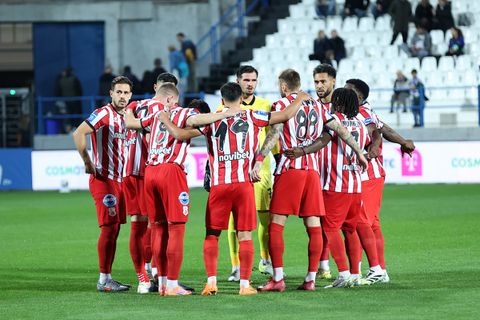 Κύμα αποχωρήσεων στον Πανσερραϊκό - Ποιοι έφυγαν και ποιοι ακολουθούν