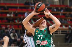 Εμφάνιση καριέρας του Γκουντάιτις με τη φανέλα του Παναθηναϊκού