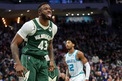 Η τρομερή ενέργεια του Θανάση Αντετοκούνμπο και το καλάθι που ενθουσίασε τους πάντες (vids)