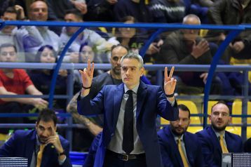 Ο Άρης έτοιμος για το ντέρμπι με τον ΠΑΟΚ, θέλει το «4 στα 4» στο πρωτάθλημα
