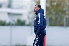 Ο Συλαϊδόπουλος αποθέωσε τον Μουρίνιο: «Στην Ελλάδα, λέμε πως υπάρχουν άνθρωποι που τους άγγιξαν οι θεοί και ο Μουρίνιο είναι ένας από αυτούς»