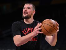 «Αν ήμουν μόνος… δεν ξέρω»: Η εξομολόγηση του Ζούμπατς για τους πειρασμούς του Λος Άντζελες