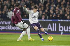 «Όρθια» στο Λονδίνο η Γιουνάιτεντ με γκολάρα του Σέσκο στο φινάλε