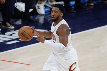 Τρομερές νίκες στο φινάλε για Καβαλίερς και Ουόριορς - Πιο άνετα Μπλέιζερς και Θάντερ