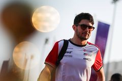 Σκληρή κριτική από τον επικεφαλής της Haas στον Οκόν