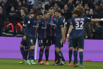 Συγκλονίζει πρώην παίκτης της Παρί Σεν Ζερμέν: «Έζησα 15 χρόνια σε μια φυλακή, βγάλτε τη μάσκα που σας σκοτώνει»