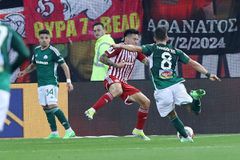 Αυτό είναι το γκολ του Μπακασέτα που έκανε το 1-1 στο Καραϊσκάκη (pics)