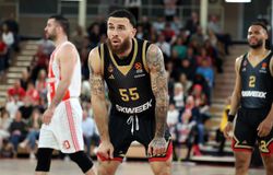 Η εξομολόγηση του Μάικ Τζέιμς: «Θα “σκότωνα” τον Σπανούλη στο 1vs1 – Στην Μπασκόνια ήμουν αφελής, στον Παναθηναϊκό… » (vid)