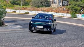 Δοκιμάζουμε το Leapmotor C10 – Ηλεκτρικό μεσαίο SUV με μεγάλη, καλοεξοπλισμένη και ποιοτική καμπίνα, «ευρωπαικά» οδικά χαρακτηριστικά και τιμή κανόνι