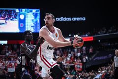 Τι έκανε ο Ολυμπιακός στο πρώτο ημίχρονο κόντρα στην Παρί