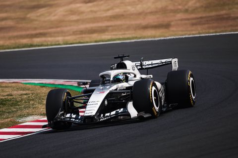 Υψηλοί οι στόχοι της Cadillac μετά από ένα ξεκίνημα που ξεπέρασε τις προσδοκίες