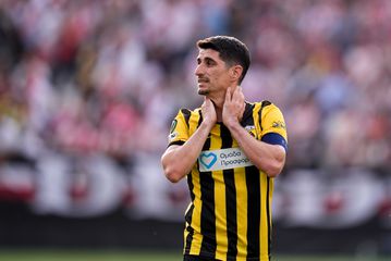 Πάσχα στο γήπεδο για την ΑΕΚ και αγωνία για Μαρίν και Μάνταλο