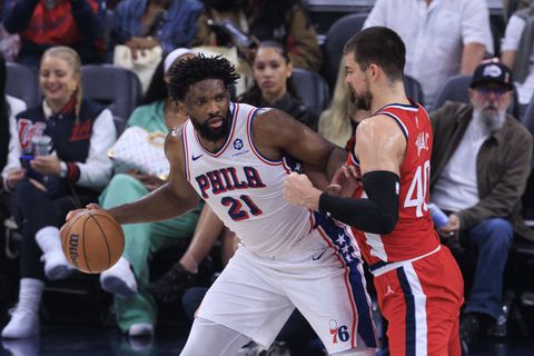 Οι Σίξερς χάνουν τον MVP τους στο πιο κρίσιμο σημείο