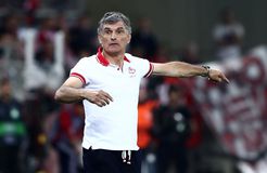 Έρικσον, Κούπερ, Μπενίτεθ, Τούχελ και τώρα Μεντιλίμπαρ: Το εντυπωσιακό επίτευγμα του Βάσκου προπονητή μετά την πρόκριση του Ολυμπιακού