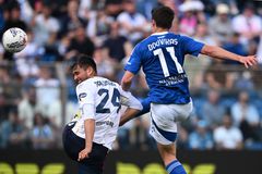 Βασικός ο Δουβίκας στη νίκη της Κόμο