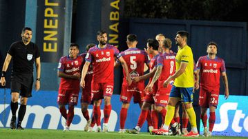 Ο Βόλος έκανε περίπατο στο Αγρίνιο και στέλνει την Athens Kallithea στη Super League 2