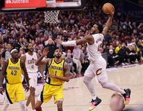 Οι Καβς με μπροστάρη τον Μίτσελ μείωσαν σε 2-1 τη σειρά με τους Πέισερς