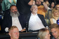 Μελισσανίδης και Ηλιόπουλος μαζί στο γλέντι για την κατάκτηση του περσινού τίτλου της ΑΕΚ (pic)