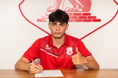 Ο Πουρλιοτόπουλος υπέγραψε στον Πανσερραϊκό