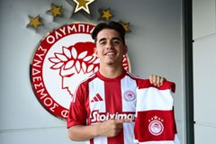 Ο Ολυμπιακός ανακοίνωσε τον Πέτρο Κολοκοτρώνη