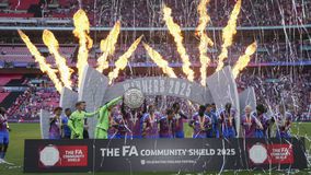 Η Κρίσταλ Πάλας για 119 plus χρόνια δεν είχε τρόπαιο και πήρε δύο σε απόσταση 81 ημερών! (vids)