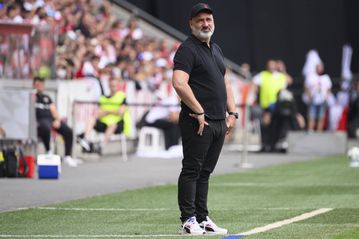 Προπονητής Σλάβια Πράγας για Ζαφείρη: «Πιστεύω ότι θέλει να μείνει»