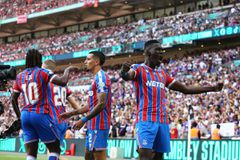 Η Κρίσταλ Πάλας έκανε την έκπληξη κόντρα στη Λίβερπουλ και πήρε τον πρώτο τίτλο της σεζόν