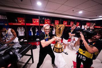 Ο Γκόρντον Χέρμπερτ είναι ο Νο 1 στόχος της Βιλερμπάν για τον αντικαταστάτη του κόουτς Πάρκερ