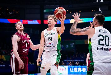 Προς τα τέλη της εβδομάδας η άφιξη του Μιντάουγκας Κουζμίνσκας στην Ελλάδα για την ΑΕΚ