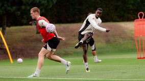 Ο Ίσακ ξεκίνησε προπονήσεις στη Λίβερπουλ