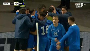 Το «χρυσό» γκολ της Ελπίδων από τον Ράλη στη Γερμανία και το ξέσπασμα του Κωστούλα (vids)