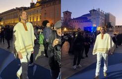 Ο Τσιτσιπάς εμφανίστηκε με πόντσο στο Τορίνο (vid)