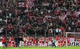 Τιμωρία της UEFA στον Ολυμπιακό για το ματς με τη Γουέστ Χαμ