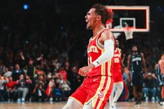 Στο Μεξικό οι Χοκς με σπουδαία εμφάνιση του Γιανγκ και νικητήριο καλάθι του Μάρεϊ επικράτησαν των Μάτζικ (vids)