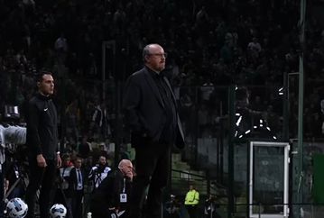 Το πάθος του Μπενίτεθ και η τρέλα στον πάγκο μετά τα γκολ: Η παρακάμερα του Παναθηναϊκός - ΠΑΟΚ