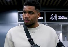 Αντετοκούνμπο: «Θα κερδίζαμε αν κάναμε αυτό που έκαναν οι Ρόκετς (vid)