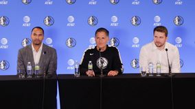 Σε δύσκολη θέση ο άνθρωπος που έδιωξε τον Ντόντσιτς από τους Μάβερικς