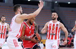 Διαψεύδει ο Σάβιτς τα δημοσιεύματα για Ντόρσεϊ και Παρτιζάν