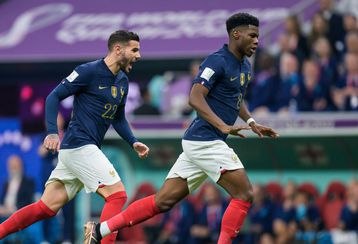 Η Γαλλία άνοιξε το σκορ με «βολίδα» Τσουαμενί