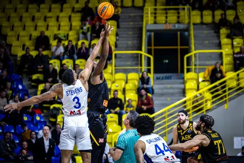 LIVE: ΜΑΚΑΜΠΙ ΡΑΜΑΤ ΓΚΑΝ - ΑΕΚ BETSSON