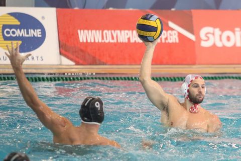 Ο Ολυμπιακός έκανε «περίπατο» κόντρα στον ΠΑΟΚ