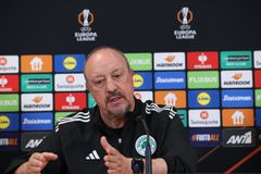 Μπενίτεθ: «Πρέπει να εμπιστευτείτε εμένα και τον σύλλογο»