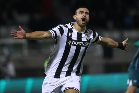 ΠΑΟΚ και Λουτσέσκου «χάνουν» τον Γιακουμάκη στο χειρότερο χρονικά σημείο